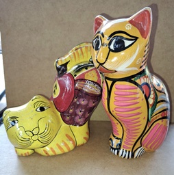 [P42] GATOS JUGUETONES G.