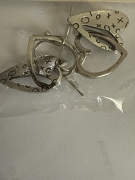 [Gp46] Aretes de corazón